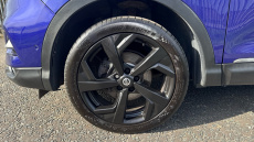 Nissan Qashqai 1.2 DiG-T Tekna 5dr Petrol Hatchback